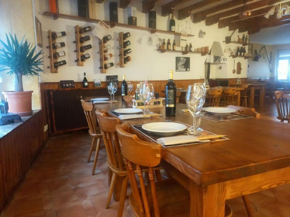 Locanda Da Tullio Capovalle 外观 照片